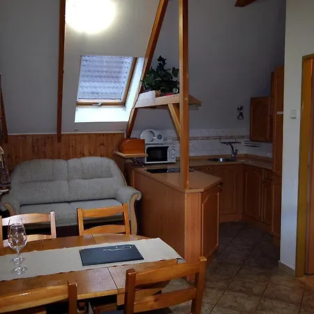 Sklep U Veselych Mutenice Exterior photo
