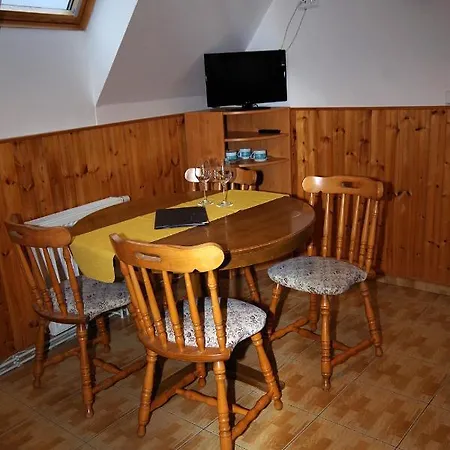 Sklep U Veselych Mutenice Exterior photo