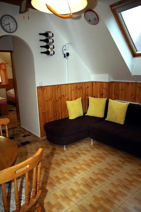 Apartment Sklep U Veselych Mutenice